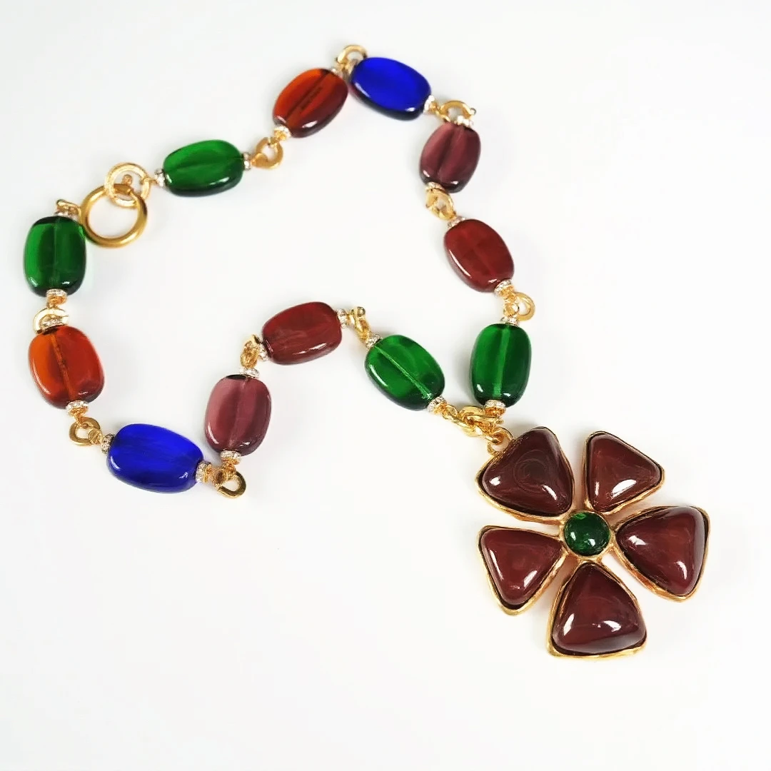 Chanel 多色琉璃吊坠项链