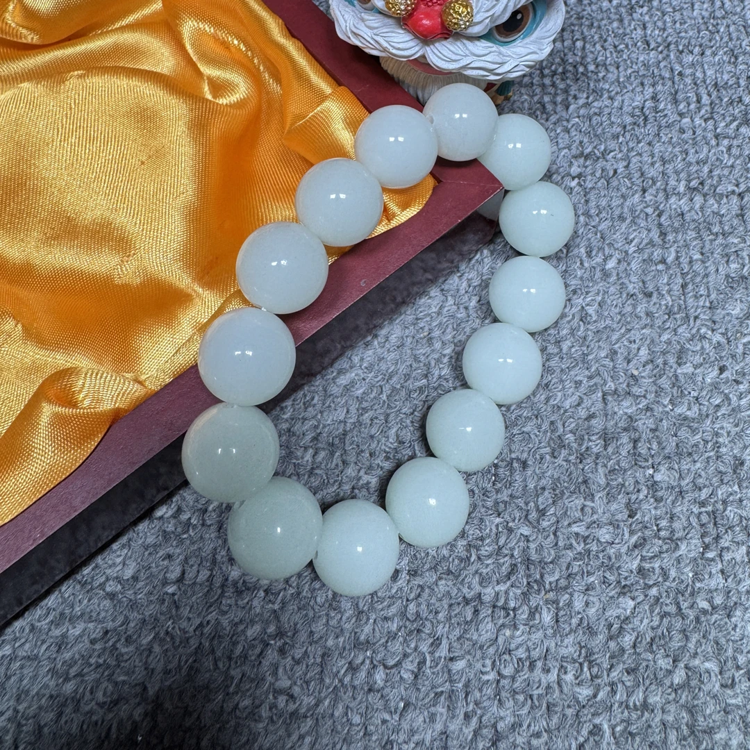 ZH- 1096  精致手串(有礼盒）