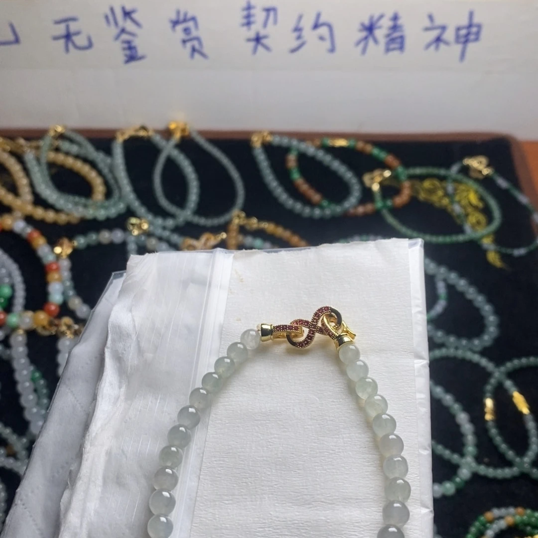 定制翡翠未镶嵌缅甸翡翠5