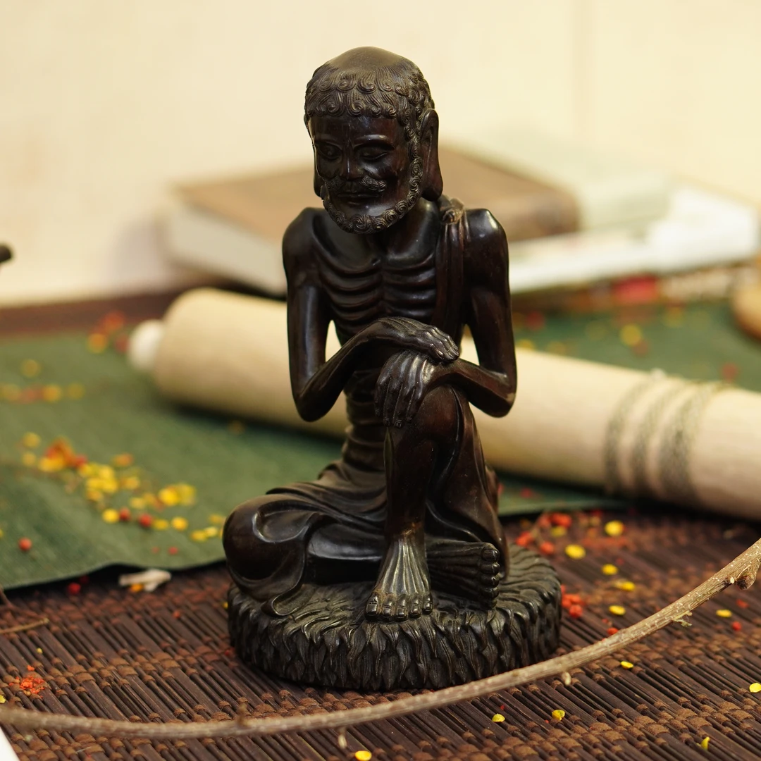 近现代 【槐荫山房】/HY2765/创汇时期紫檀雪山大士坐像