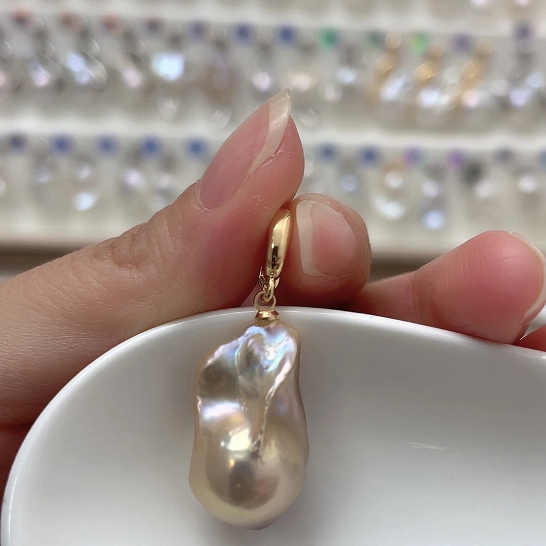 颈饰未镶嵌淡水珍珠