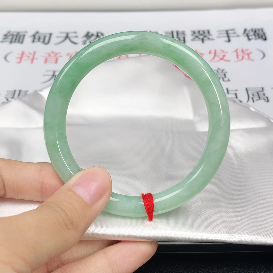 翡翠手镯未镶嵌6809圆