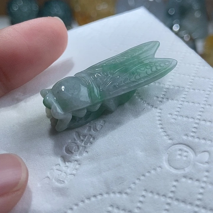 颈饰未镶嵌翡翠天然翡翠玉石雕刻