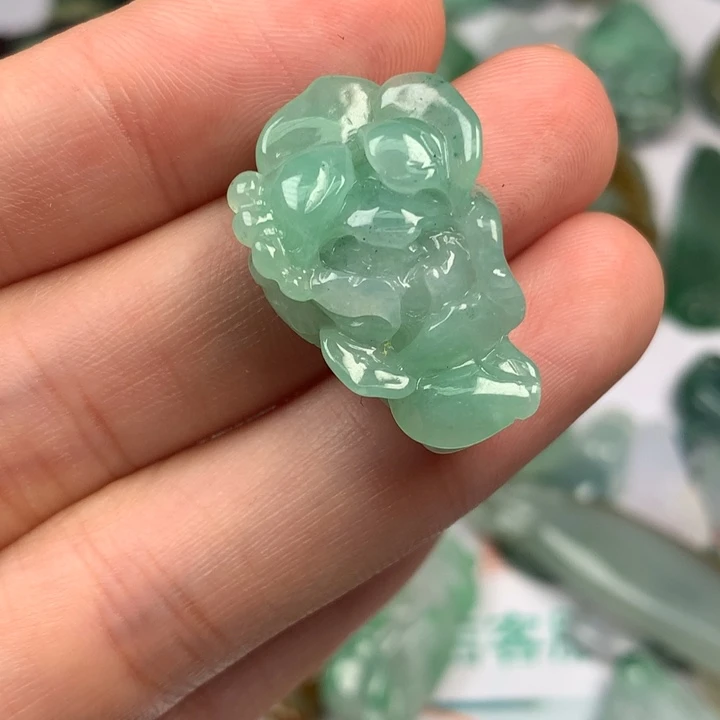 定制翡翠未镶嵌翡翠