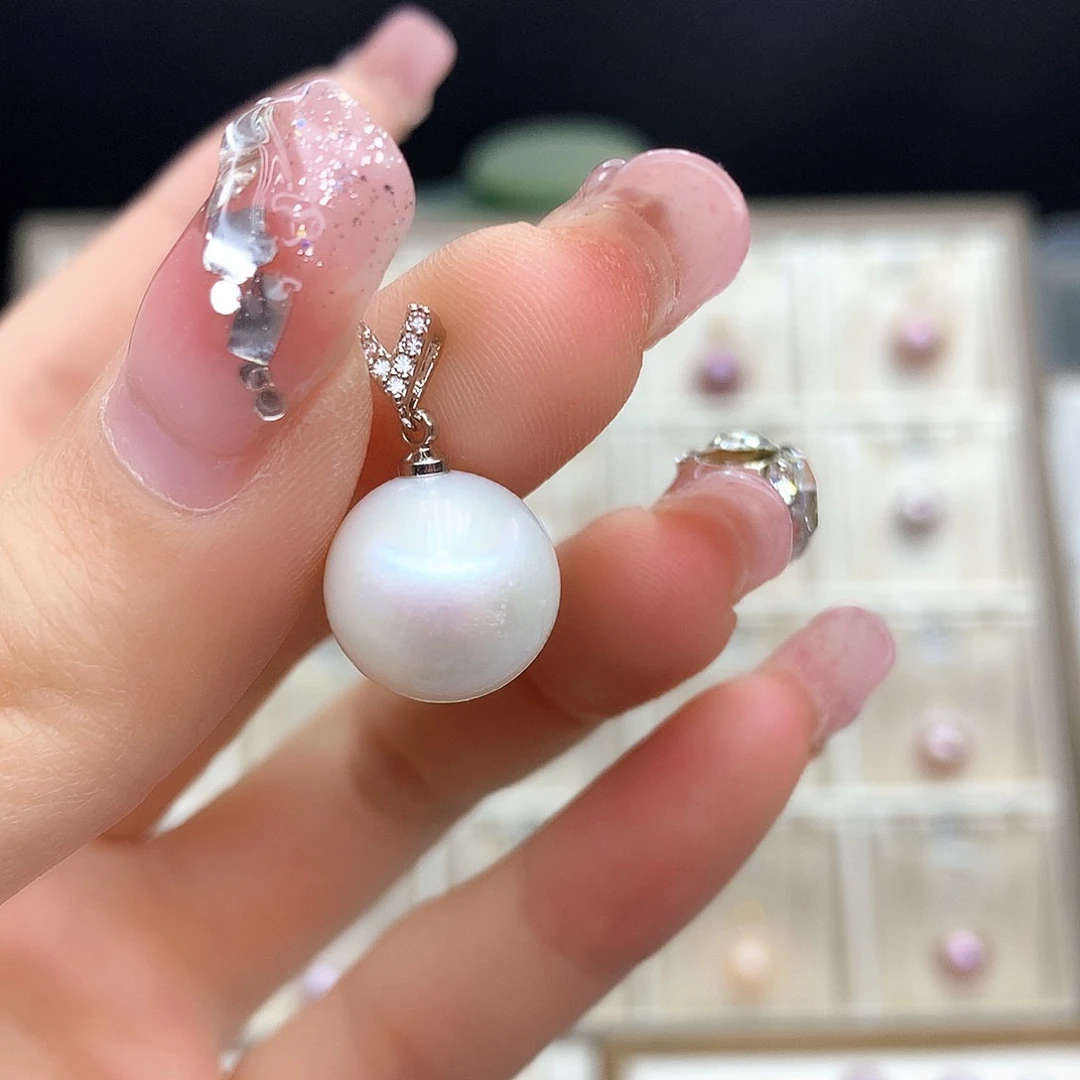 淡水珍珠颈饰合金