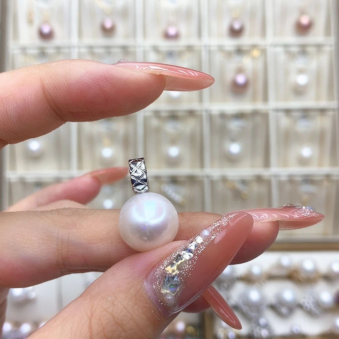 淡水珍珠合金颈饰