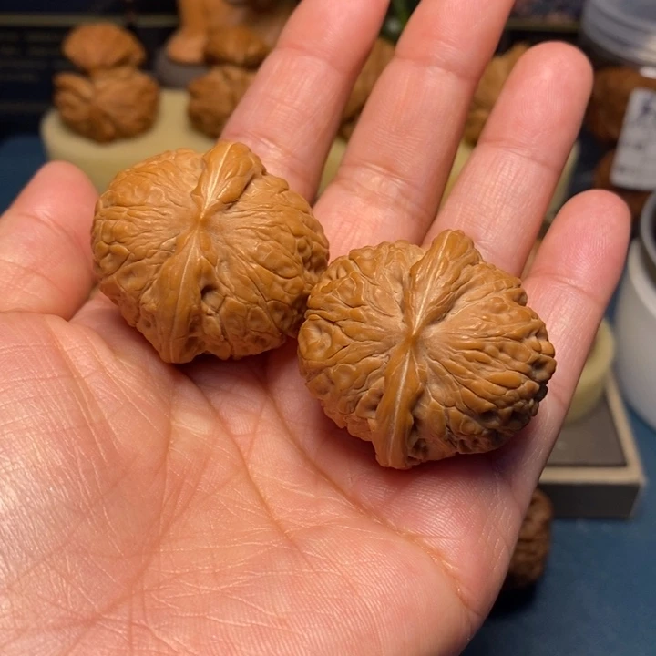 【闪购商品】把件文玩核桃夜明珠