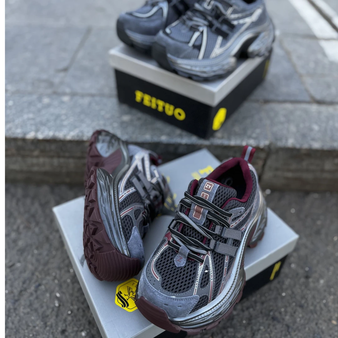 黄城飞鸵女款运动老爹鞋防滑时尚轻便