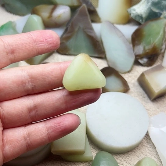 【闪购商品】和田玉（糖玉）挂件未镶嵌