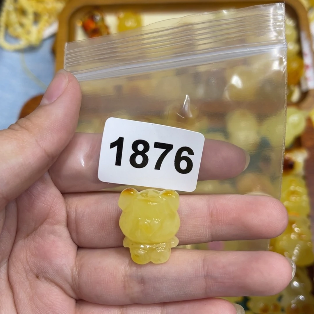 琥珀珠宝奇石未镶嵌柒**?