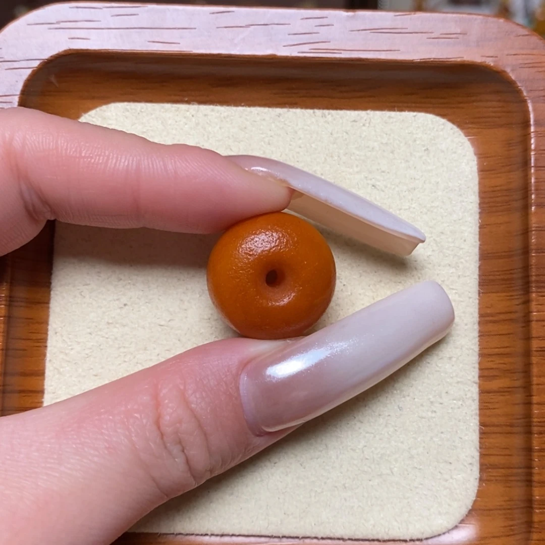 【闪购商品】蜜蜡吊坠(不含链)未镶嵌W***?单珠