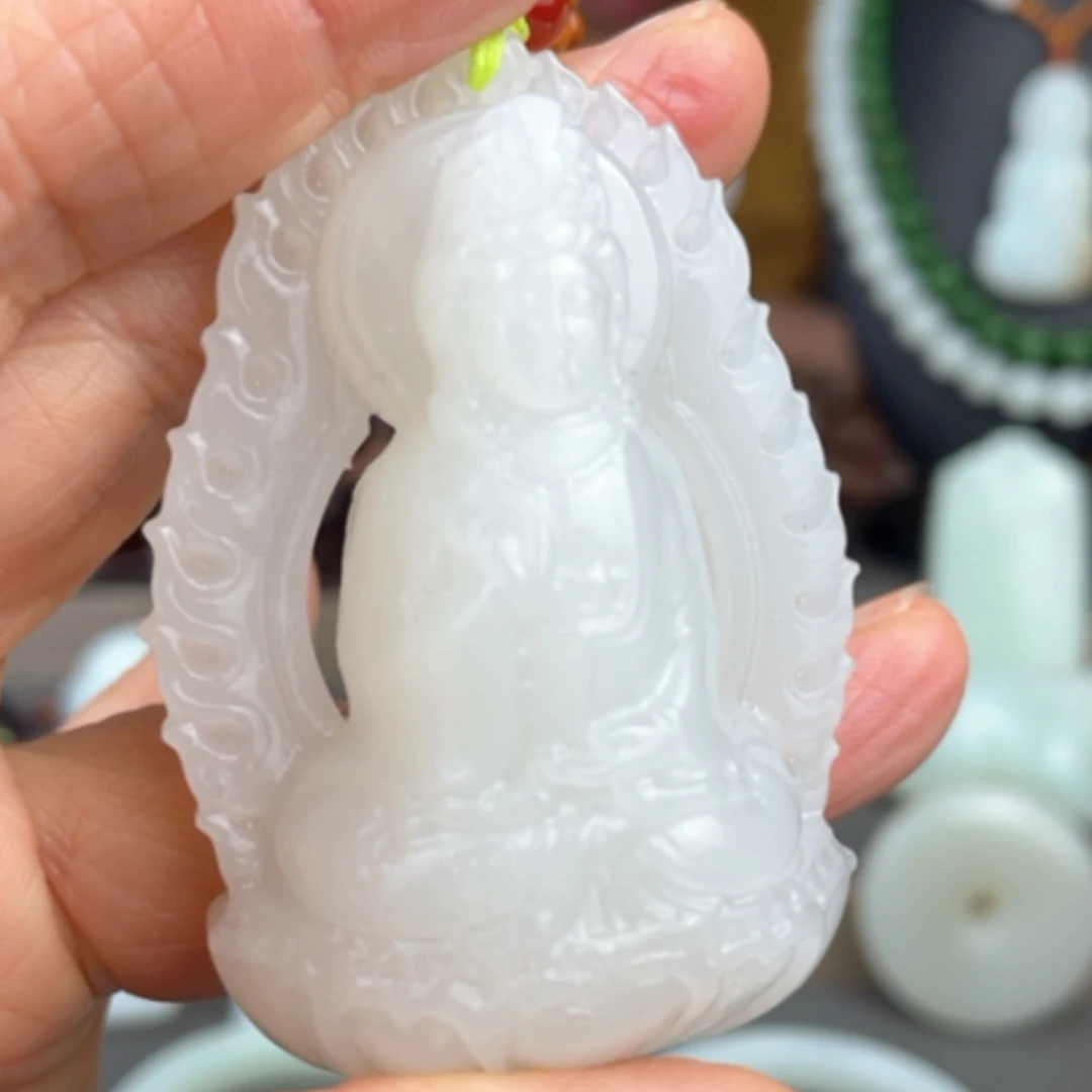 【闪购商品】颈饰未镶嵌和田玉