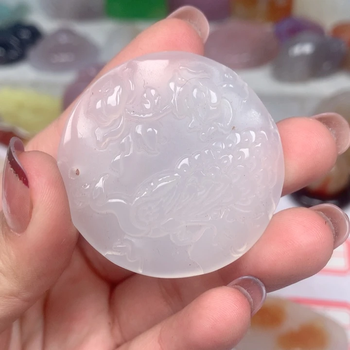 玛瑙/玉髓颈饰未镶嵌孙***爸