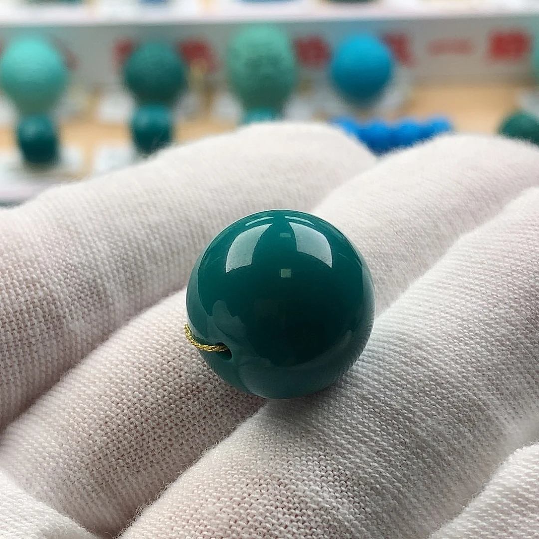 召***魂绿松石未镶嵌配饰