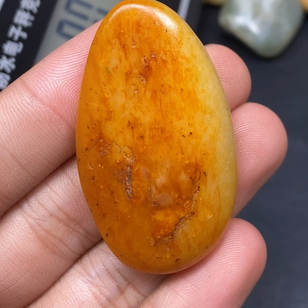 和田玉（糖玉）未镶嵌挂件