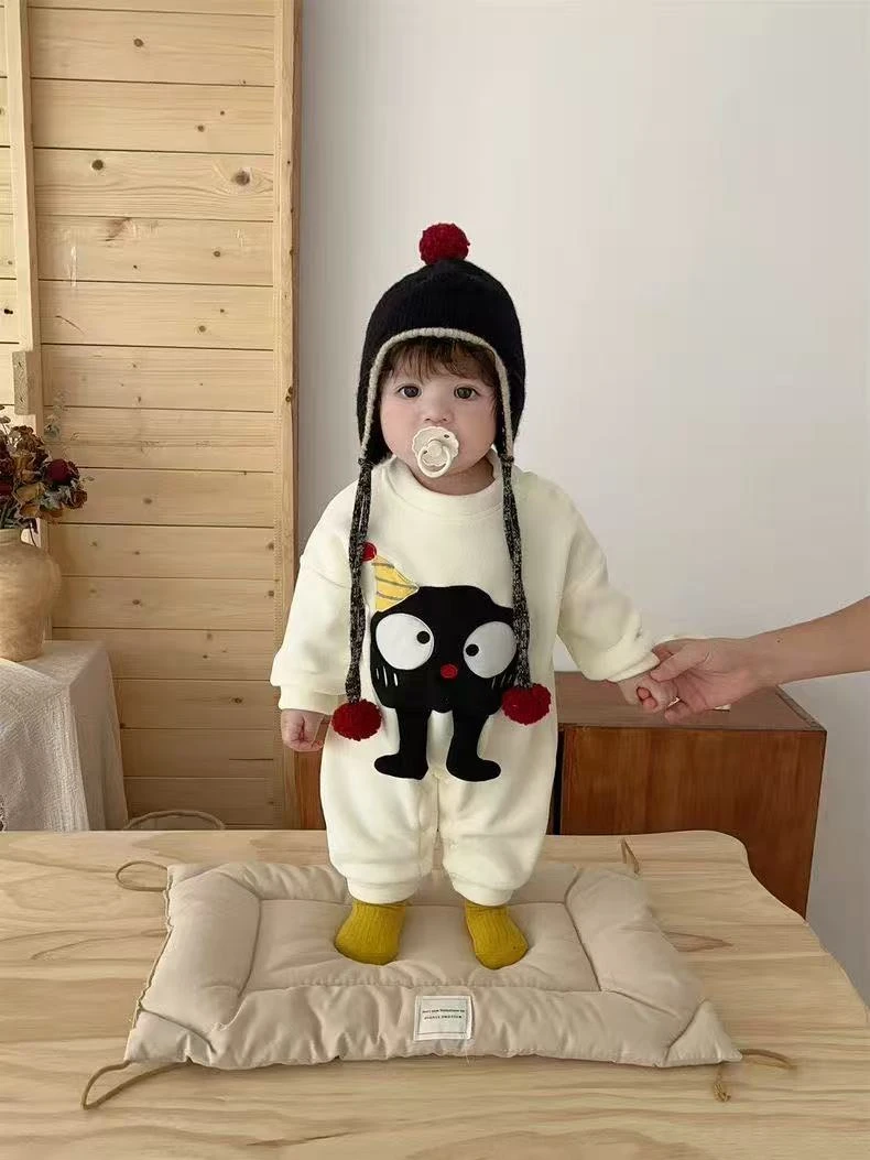 黑煤球复合绒肩扣哈衣
