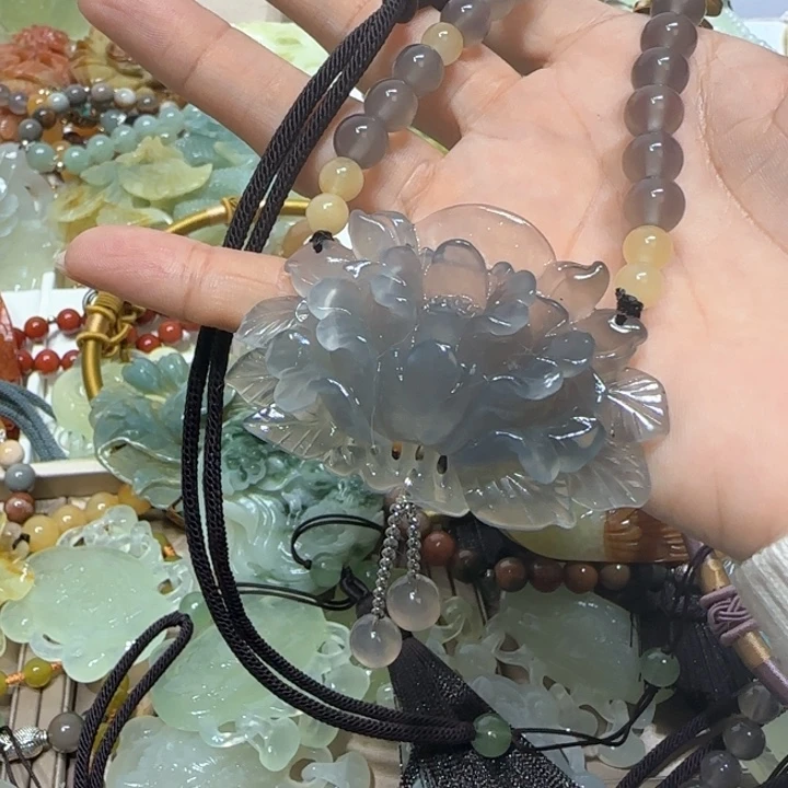 蛇纹石玉吊坠未镶嵌一***～