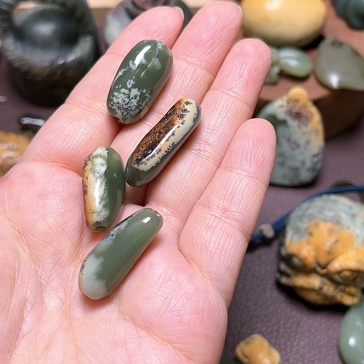 岫岩河磨玉（透闪石质玉）手绳未镶嵌椰*
