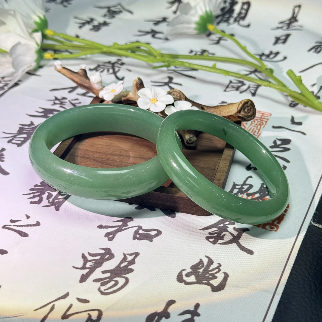 天然东陵玉手镯多样性发其一拍一发一 1080202