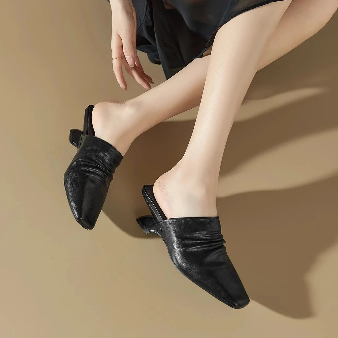 包头坡跟半托凉拖2025轻奢高跟女鞋百搭上班软皮时尚一脚蹬不累脚