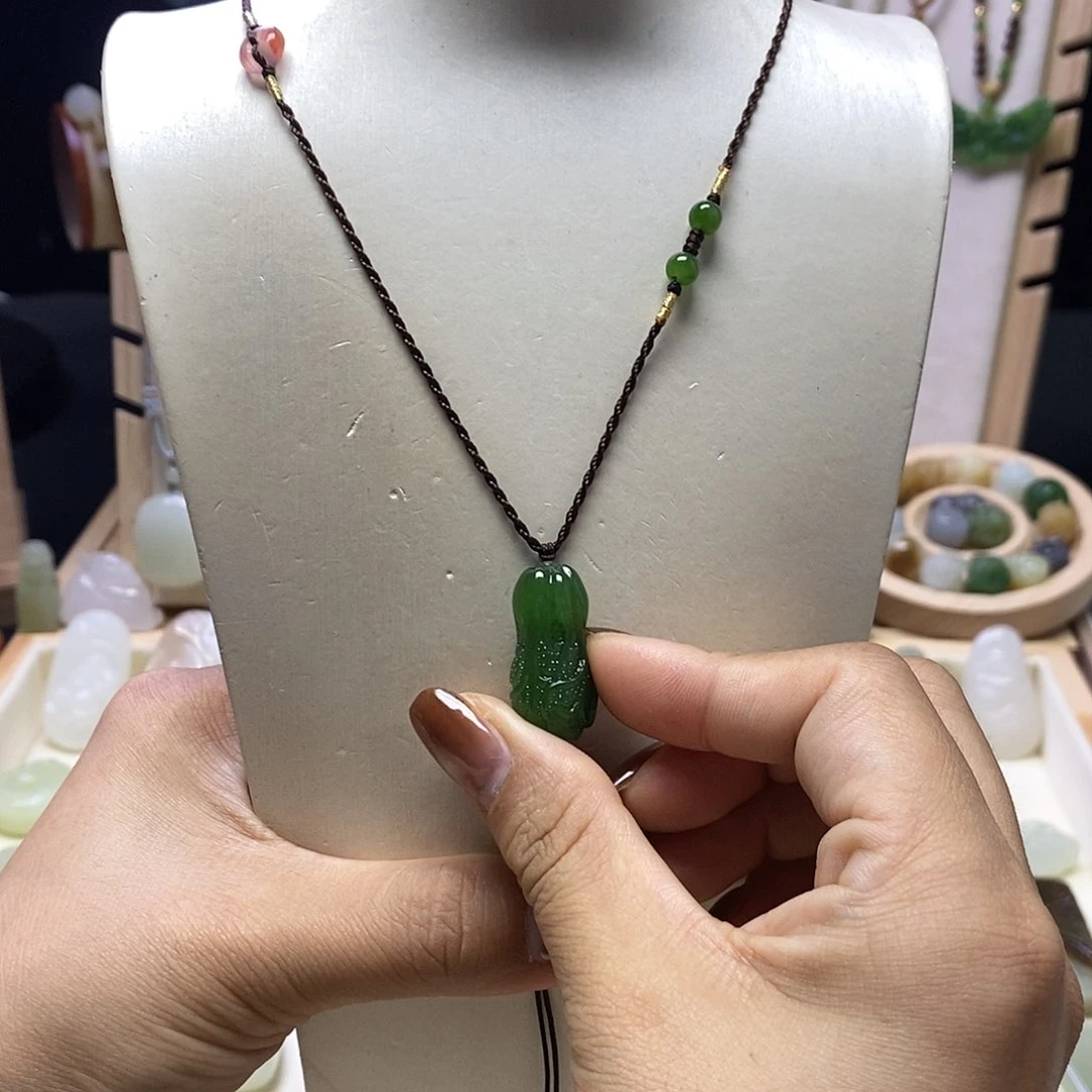 颈饰未镶嵌和田玉