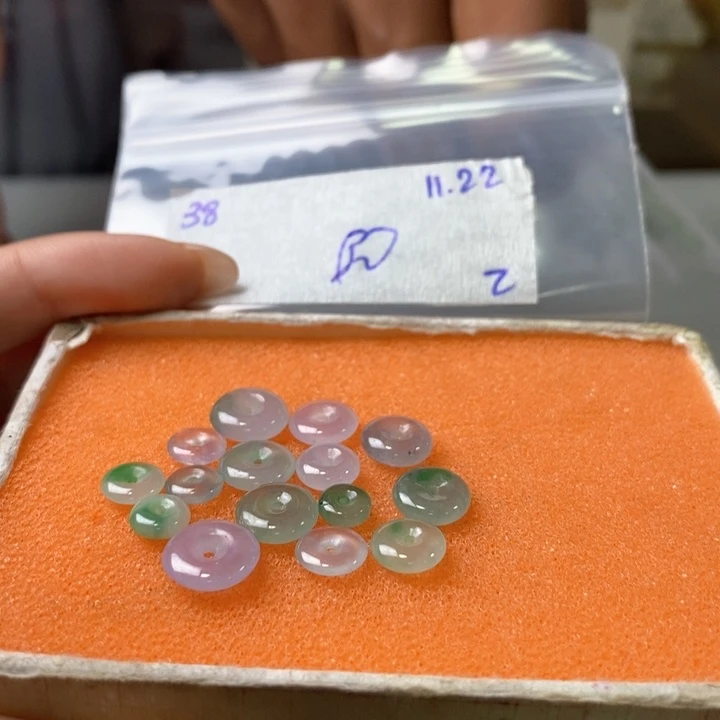 木***8定制翡翠未镶嵌不退