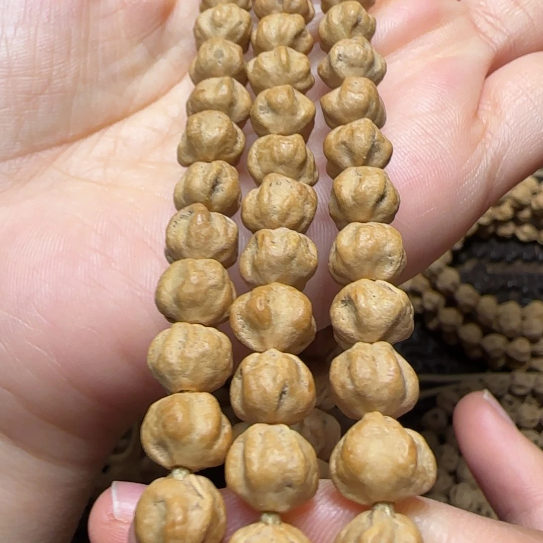 柏香籽/百香籽吊坠R****ย