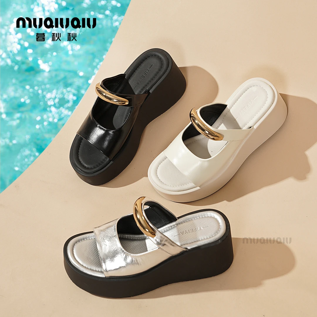 暮秋秋新款超轻厚底百搭拖鞋夏季休闲复古韩版设计感小众沙滩高跟