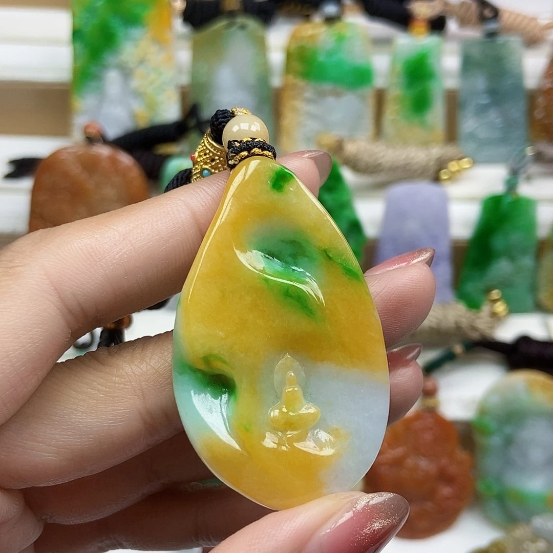 翡翠未镶嵌颈饰天然翡翠Ａ货