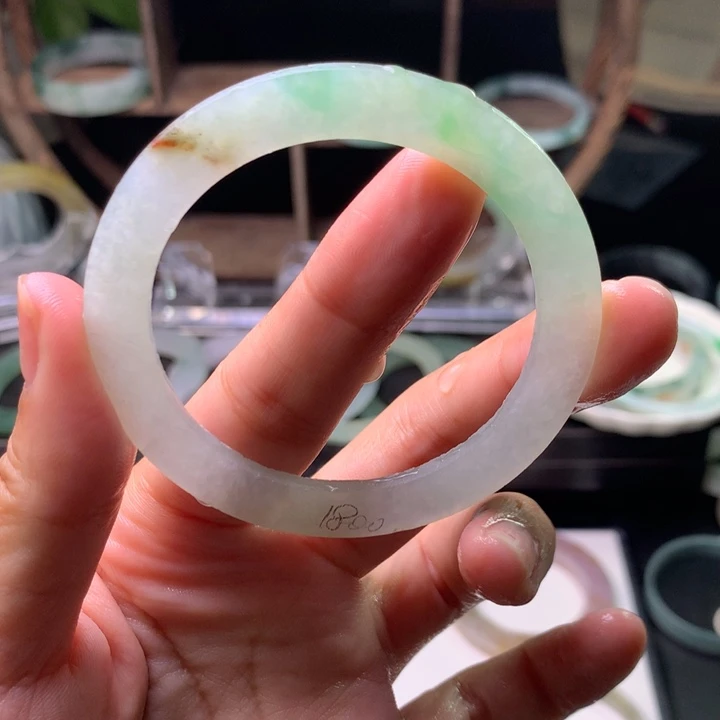 未镶嵌翡翠定制翡翠