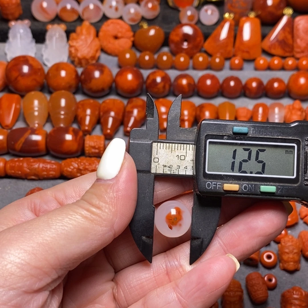 南红玛瑙未镶嵌手链