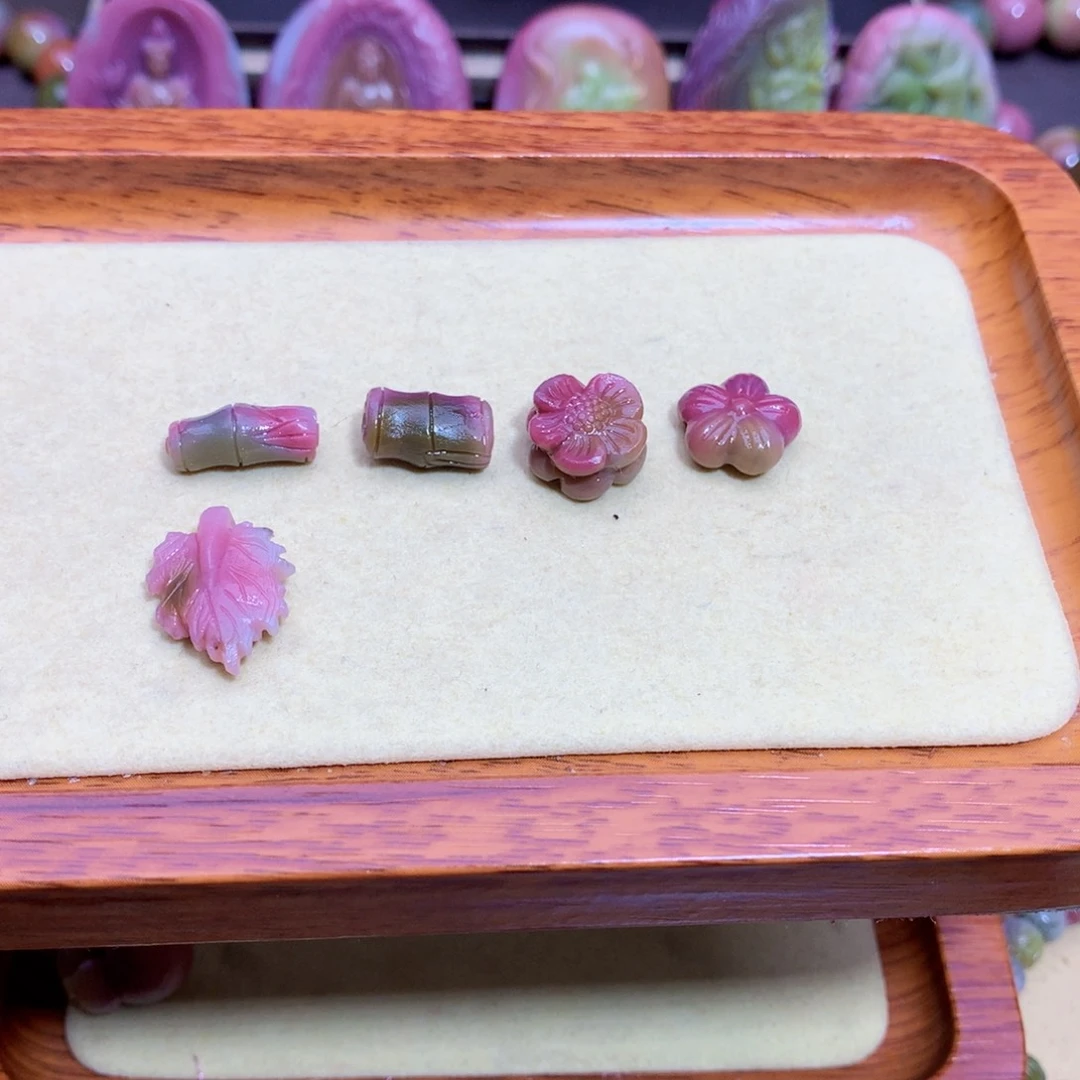 玛瑙挂件未镶嵌送****?盐源定制