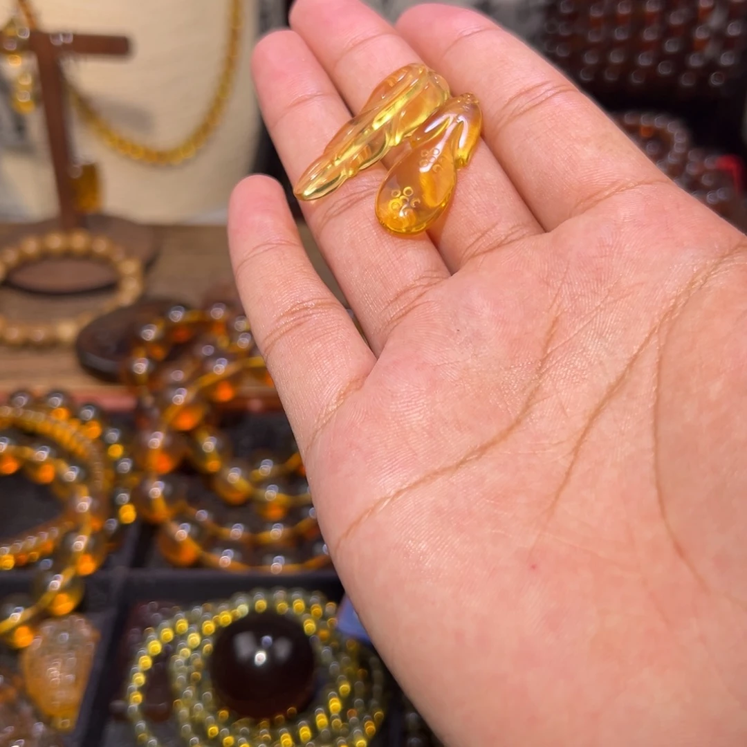 琥珀未镶嵌颈饰旗袍叶子