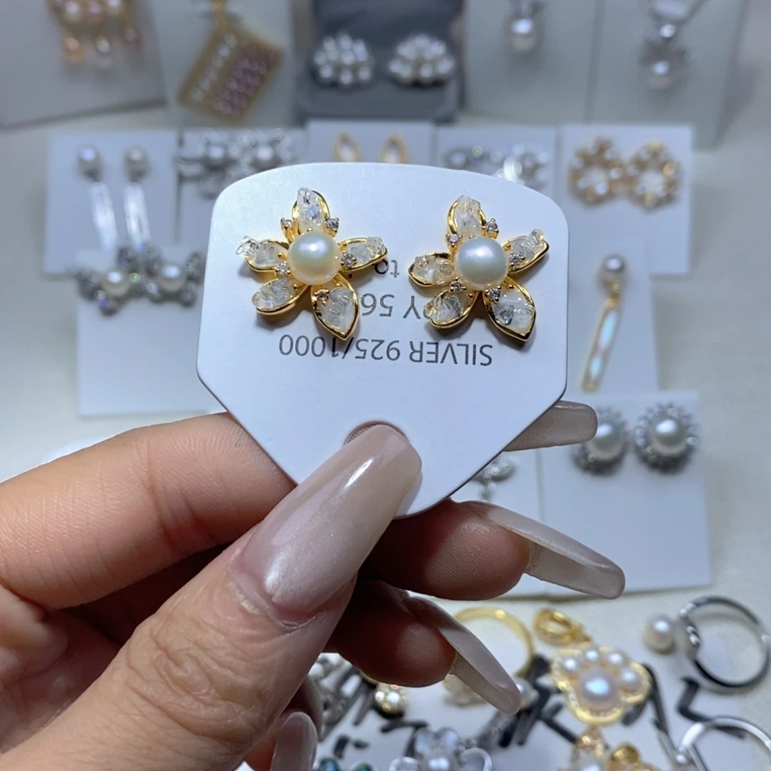 未镶嵌耳饰淡水珍珠