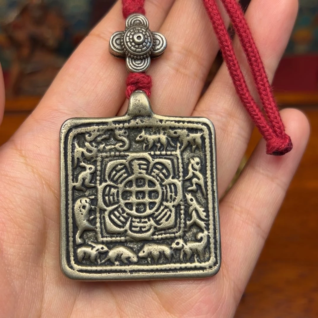 泥塑左**男藏式风格小牌子