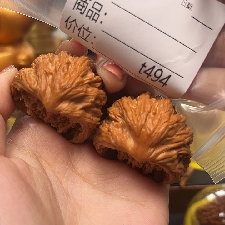 雅***3吊坠桃核蛇头蛇尾