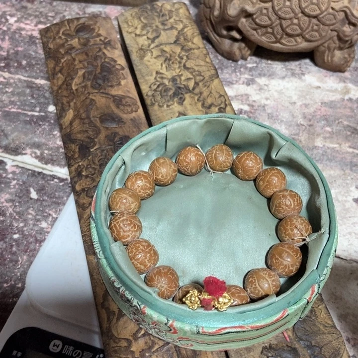滴血莲花菩提吊坠