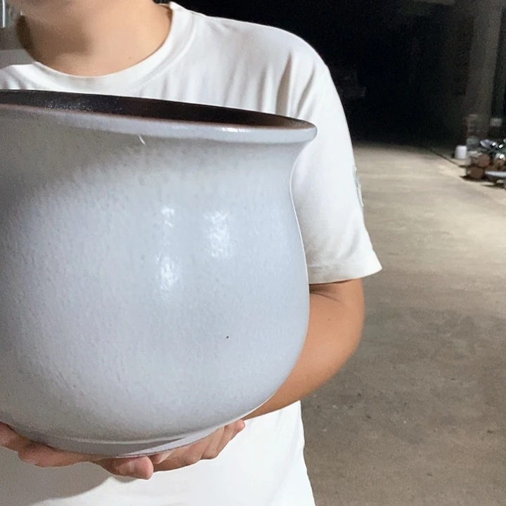 紫砂花盆口25高22瑕疵