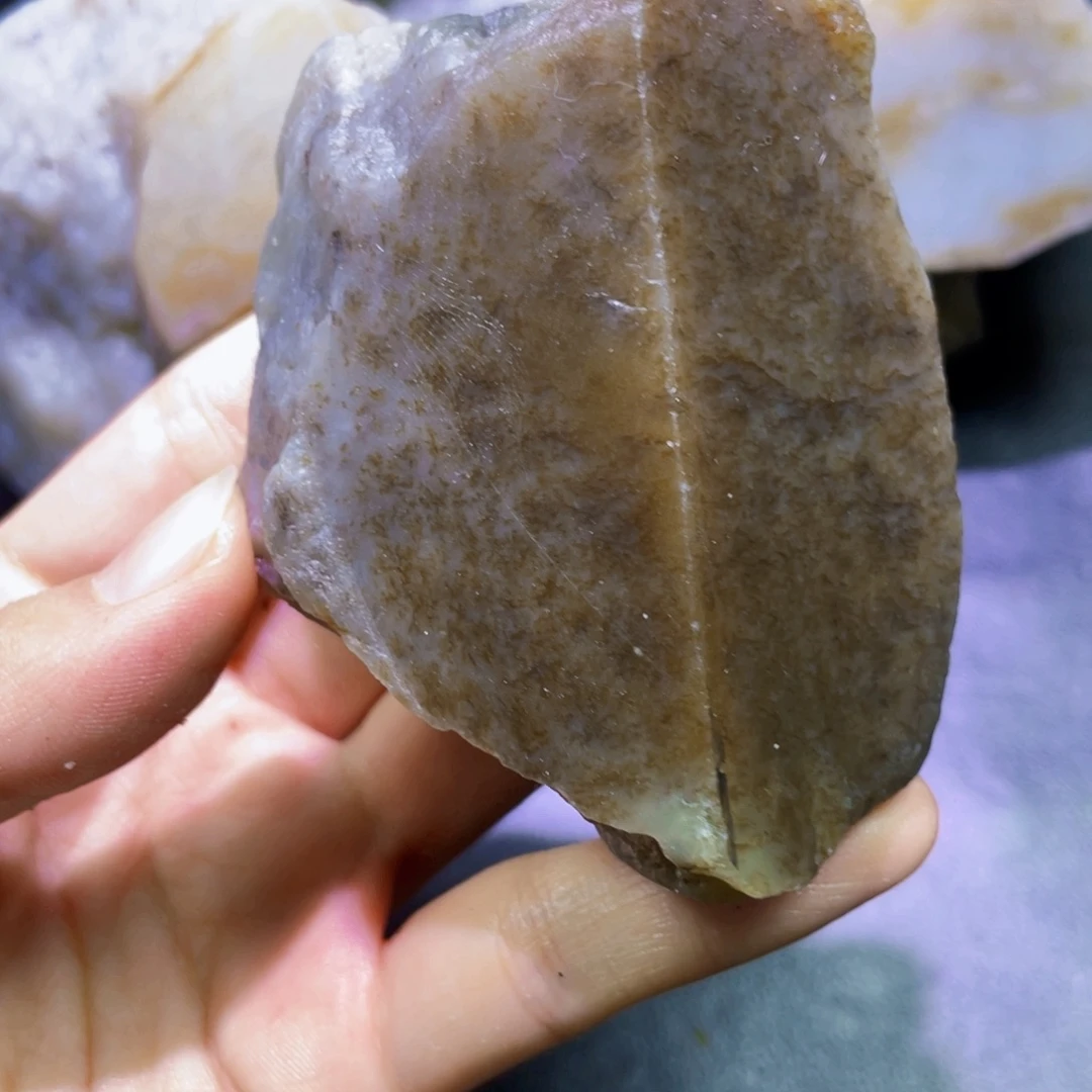 和田玉未镶嵌珠宝半成品