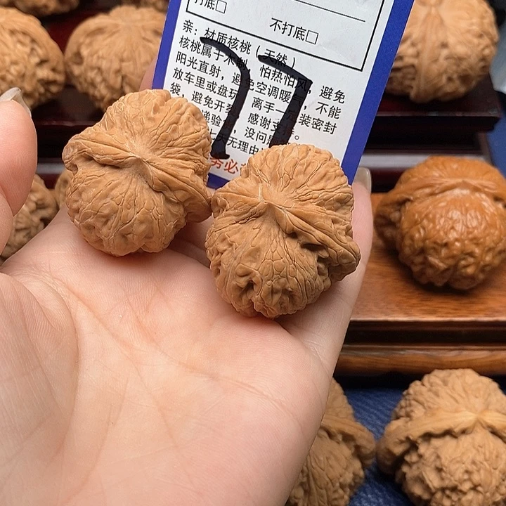 桃核吊坠邻***爷元宝狮子头38