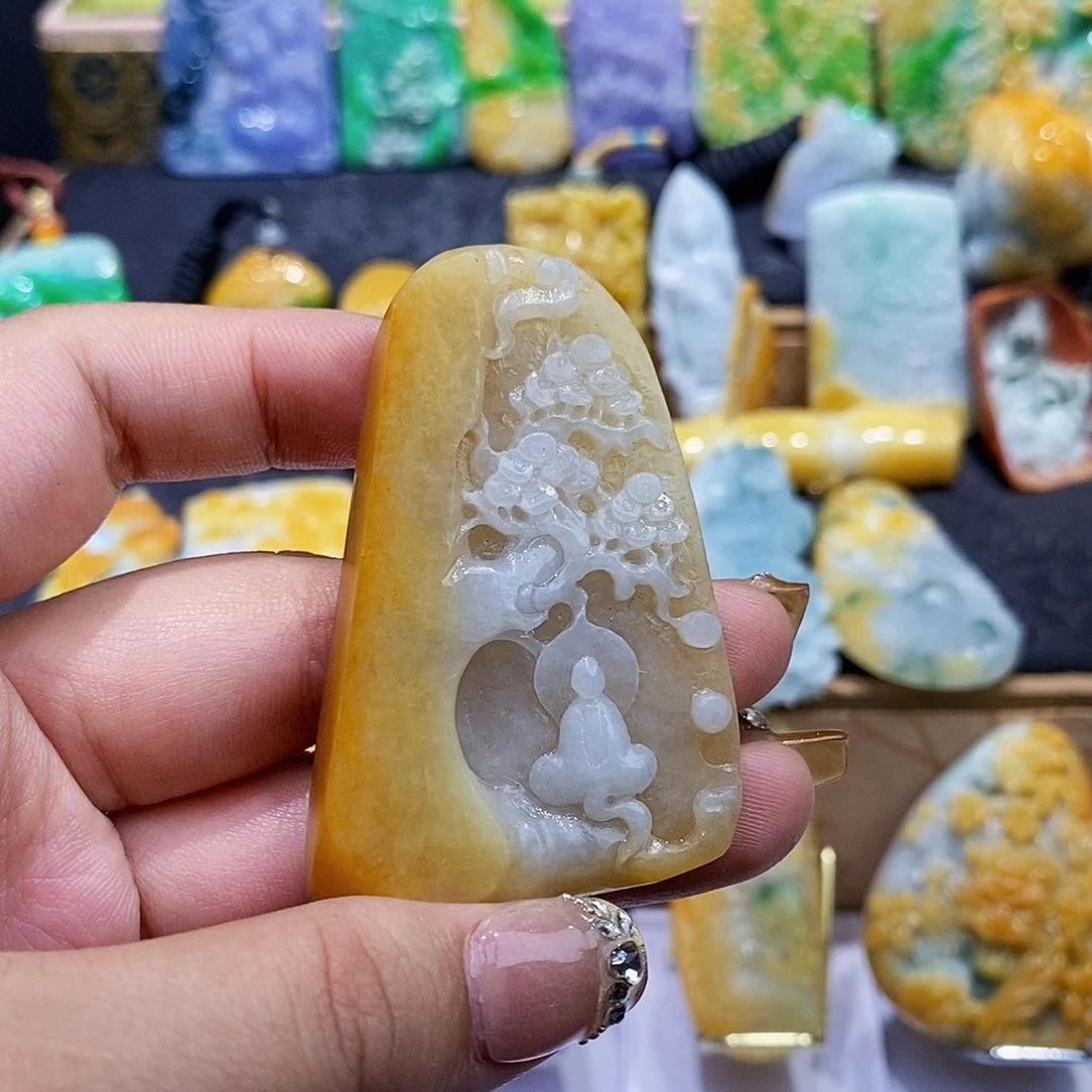 定制翡翠未镶嵌翡翠