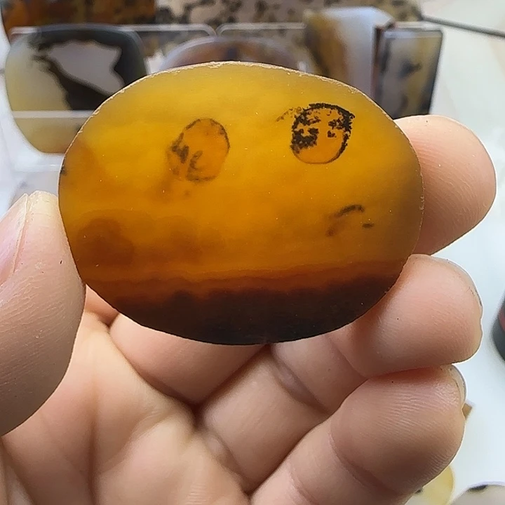 未镶嵌颈饰玛瑙/玉髓