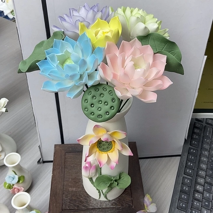 张***瑞陶瓷纯手工捏花设计