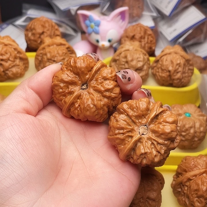 吊坠文玩核桃厨****?蛤蟆