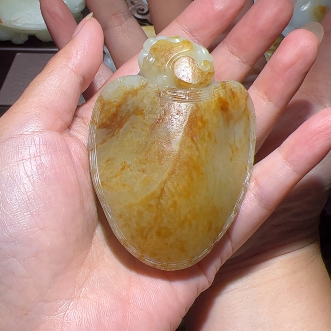 绝***人颈饰未镶嵌和田玉