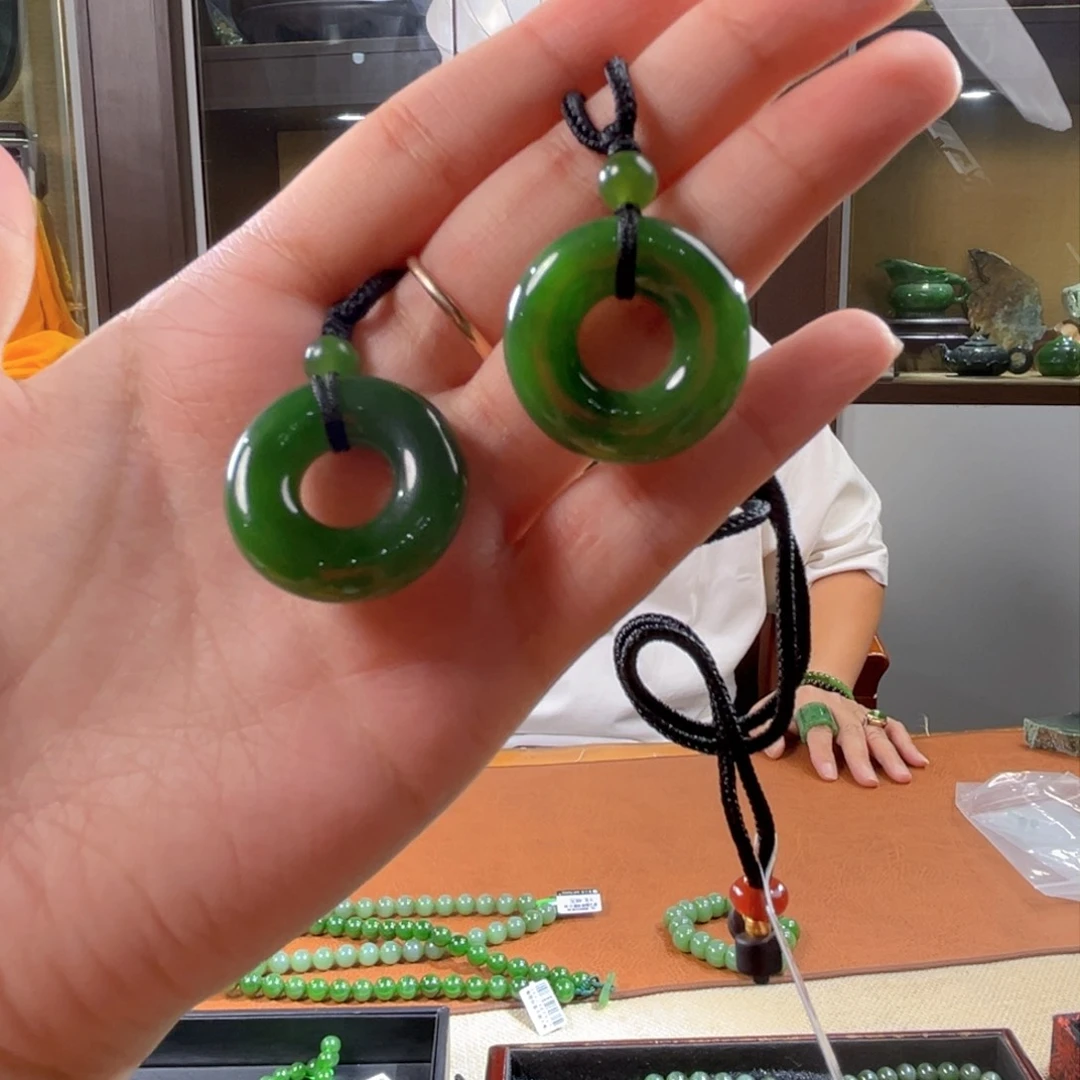 和田玉（碧玉）未镶嵌颈饰多样性发货发其一甜甜圈