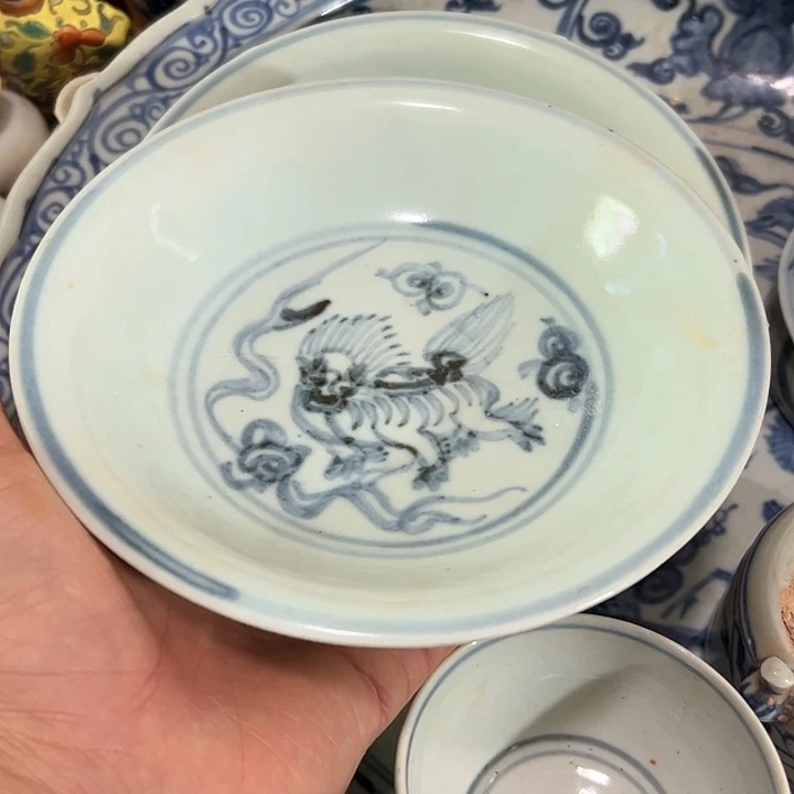 碗用****2青花文饰的一个盘子