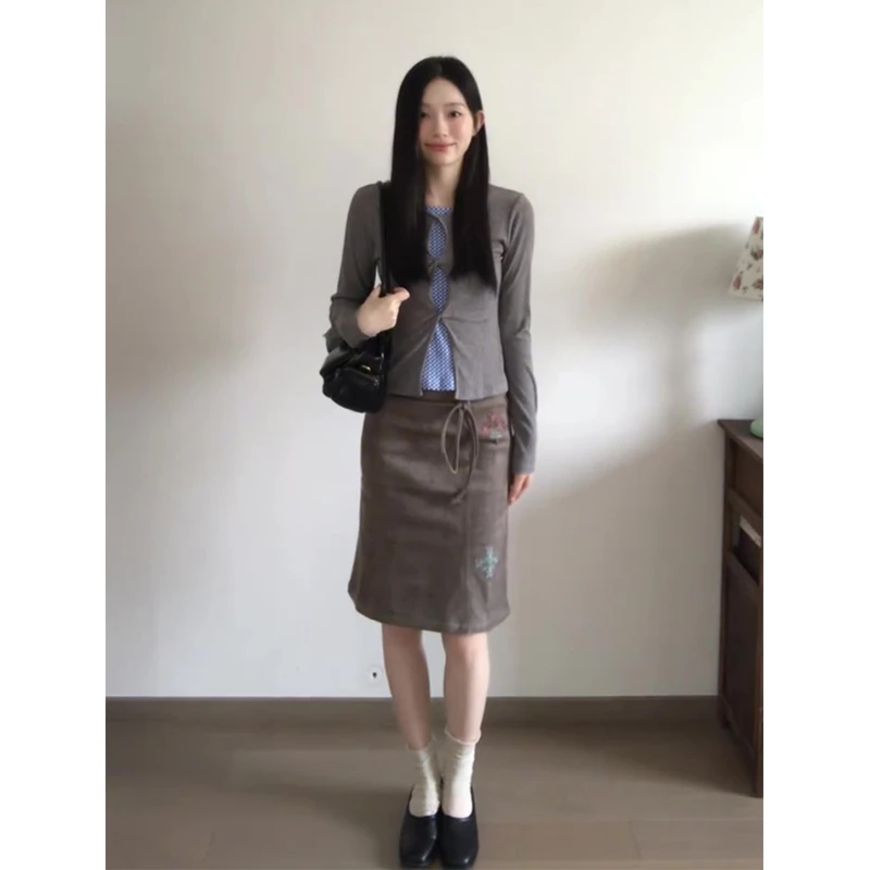 2025秋季新款女法式气质修身设计感薄款上衣百搭高腰显瘦半身裙