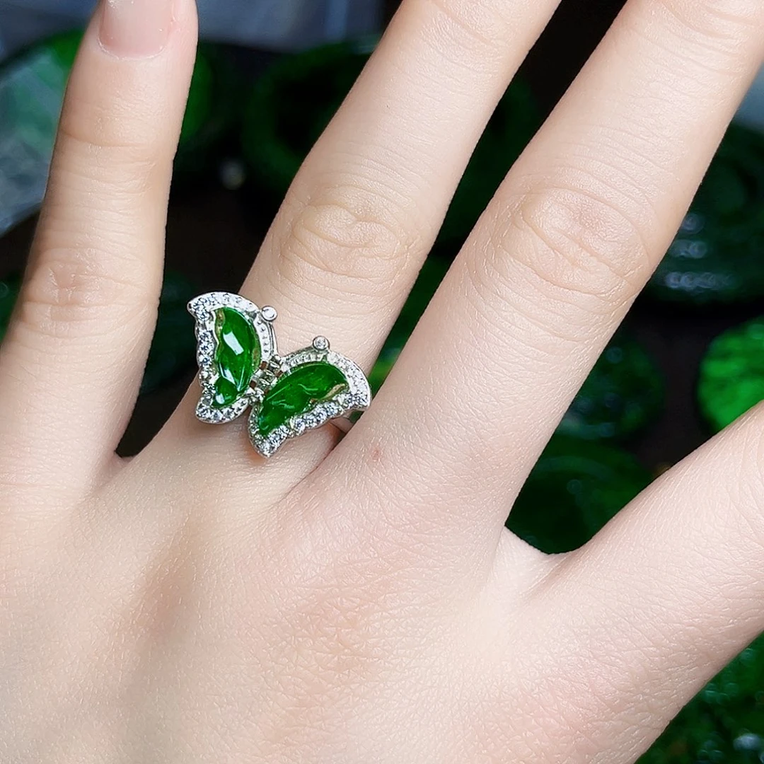 颈饰银S925镶嵌翡翠多样性