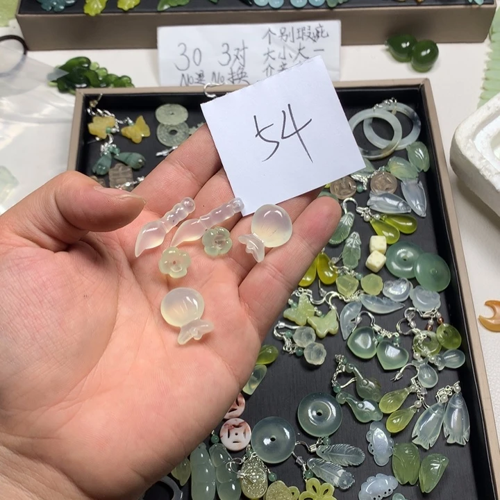 五***子蛇纹石玉合金耳钉